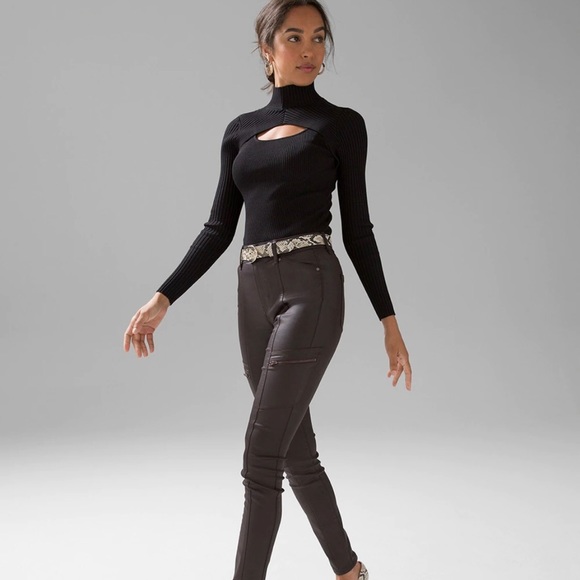 White House Black Market Denim - ⭐️NEW⭐️White House Black Market (WHBM) High Rise Coated Skinny Cargo Jeans